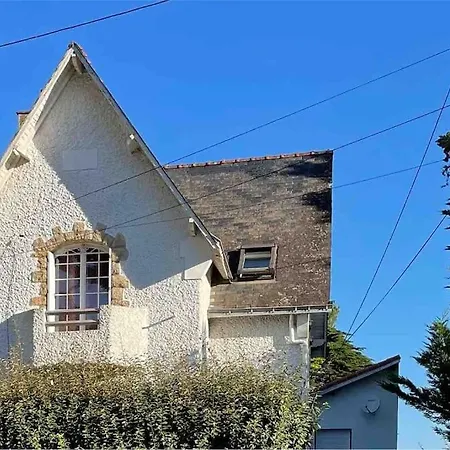 Holiday home Maison 8 Personnes, Quartier Benoit, 300m