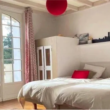 Casa de Férias Maison 8 Personnes, Quartier Benoit, 300m