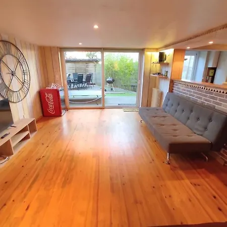 Maison 8 Personnes, Quartier Benoit, 300m Casa de Férias