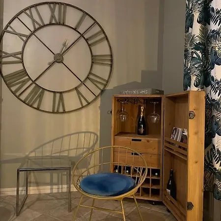 Maison 8 Personnes, Quartier Benoit, 300m Casa de Férias